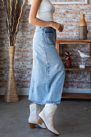 Veveret Slit Mid Rise Waist Denim Skirt Trendsi