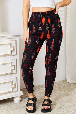 Leggings Depot Full Size Holiday Tree Print Joggers Trendsi